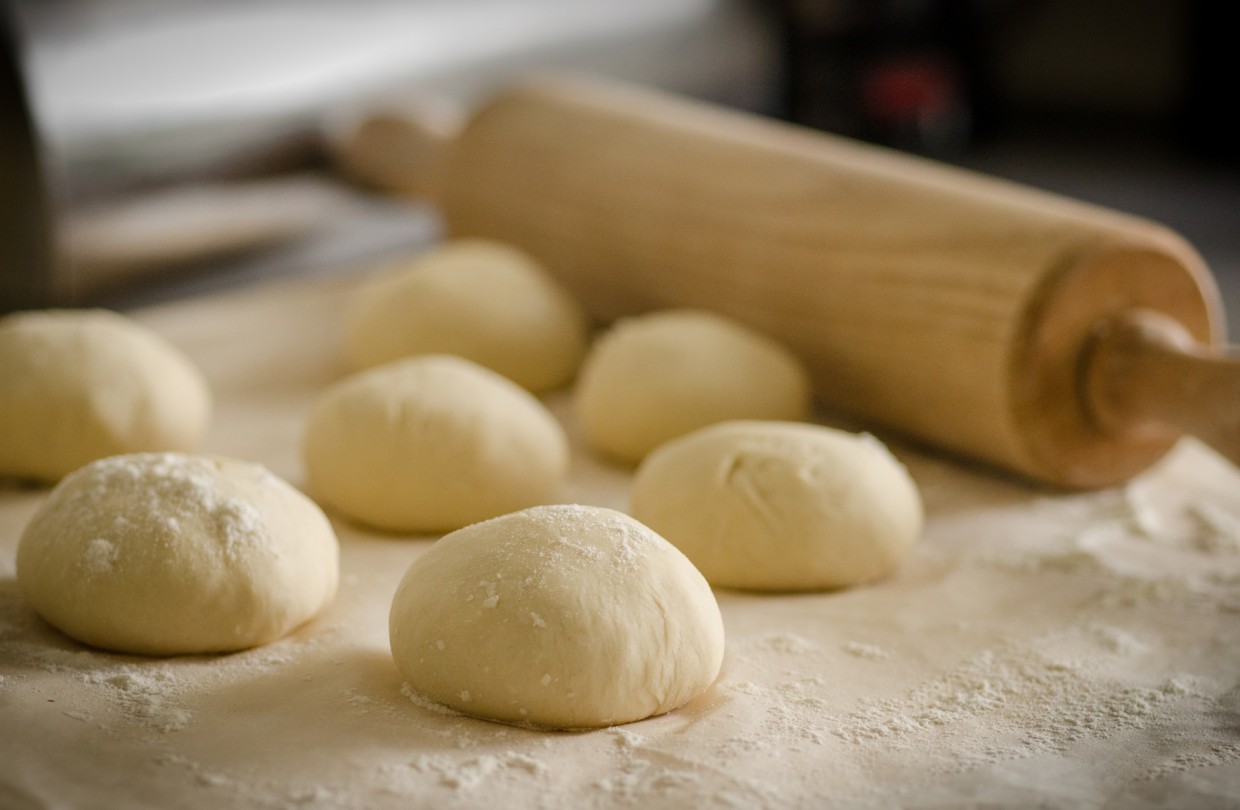 On the Rise: Bake Your Own Buns & Rolls